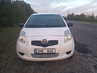 Toyota Yaris foto 4