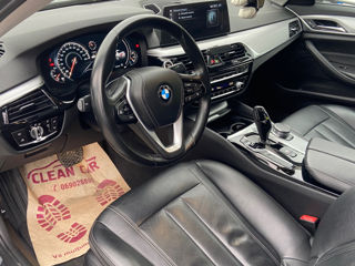 BMW 5 Series foto 7