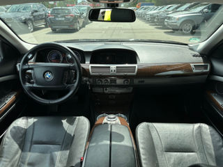 BMW 7 Series foto 10