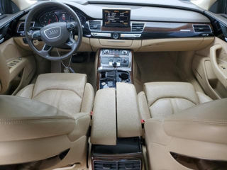 Audi A8 foto 8