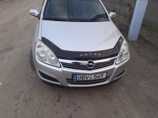 Opel Astra foto 8