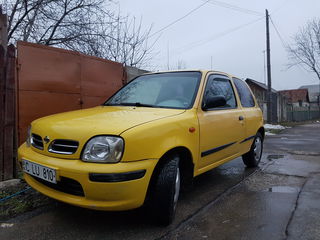 Nissan Micra foto 1