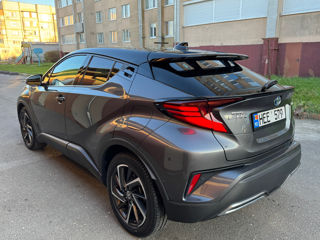 Toyota C-HR foto 5