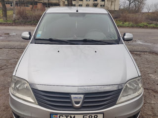 Dacia Logan foto 3