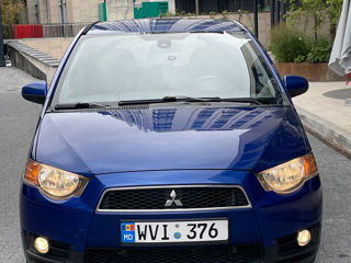 Mitsubishi Colt foto 2