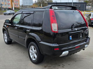 Nissan X-Trail foto 4