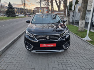 Peugeot 5008 foto 2