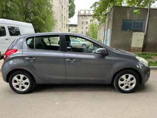 Hyundai i20 foto 3