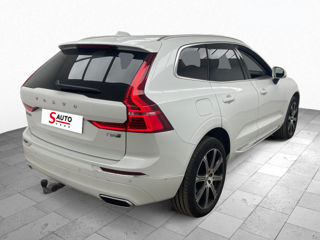 Volvo XC60 фото 3