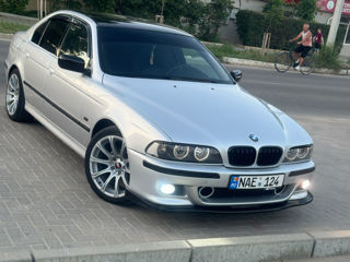 BMW 5 Series foto 6