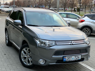 Mitsubishi Outlander foto 5