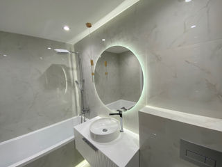 Oglinzi pentru baie cu iluminare foto 4