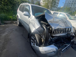 Toyota Land Cruiser Prado foto 2