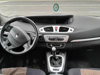 Renault Scenic foto 7