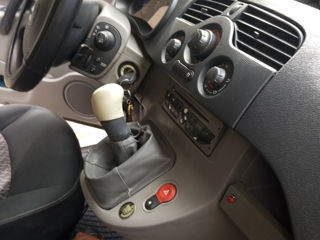 Renault Kangoo foto 9