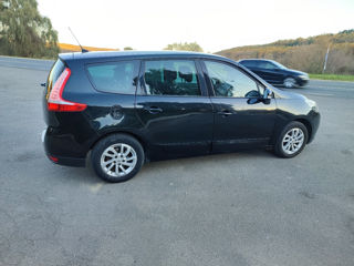 Renault Grand Scenic foto 5