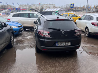 Renault Megane foto 1