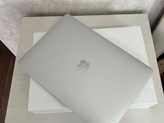 Продам MacBook Air на M1 foto 2