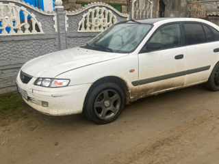 Mazda 626 foto 2