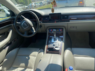 Audi A8 foto 9