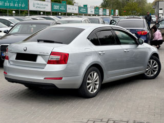 Skoda Octavia foto 4