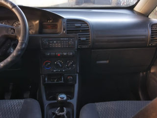 Opel Zafira foto 3