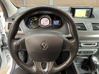 Renault Megane foto 9