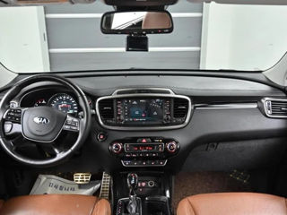 KIA Sorento foto 5