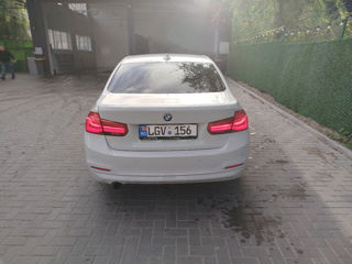 BMW 3 Series foto 3