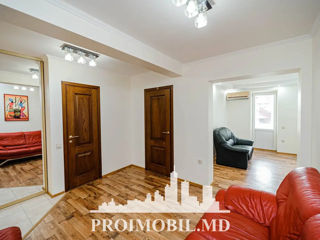 Apartament cu 2 camere, 110 m², Centru, Chișinău foto 11