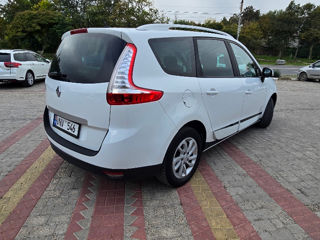 Renault Grand Scenic foto 3