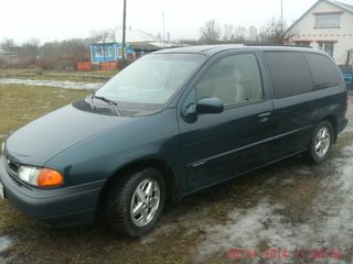 Ford Windstar foto 1