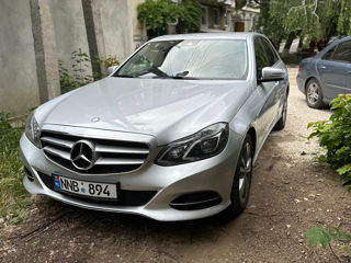 Mercedes E-Class foto 2