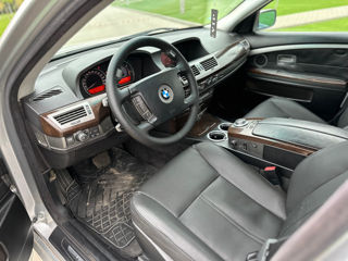 BMW 7 Series foto 8