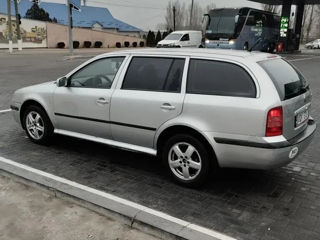 Skoda Octavia foto 7