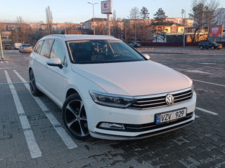 Volkswagen Passat foto 2