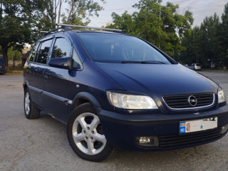 Opel Zafira foto 0