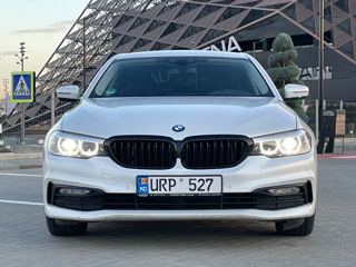 BMW 5 Series foto 2