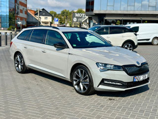 Skoda Superb foto 3