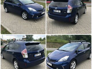 Toyota Prius + foto 8