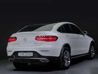 Mercedes GLC foto 2