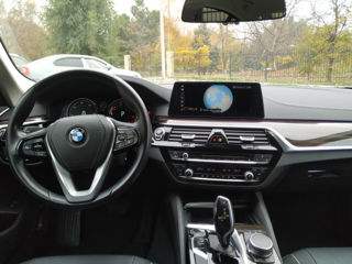 BMW 5 Series foto 9