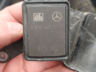 Датчик уровня кузова Mercedes-Benz