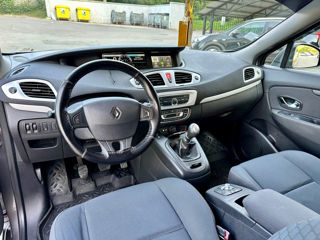 Renault Scenic foto 6