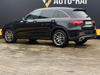 Mercedes GLC foto 8