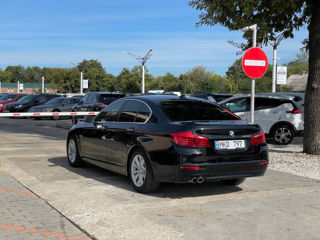 BMW 5 Series foto 3