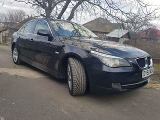 BMW 5 Series foto 5