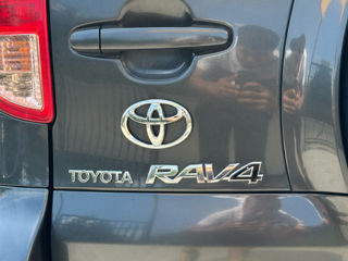 Toyota Rav 4 foto 10