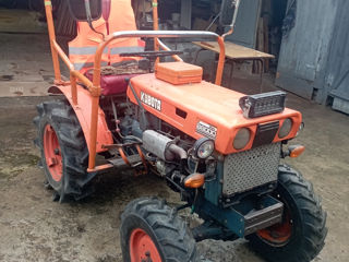 Kubota B6000