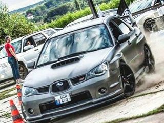 Subaru WRX foto 8